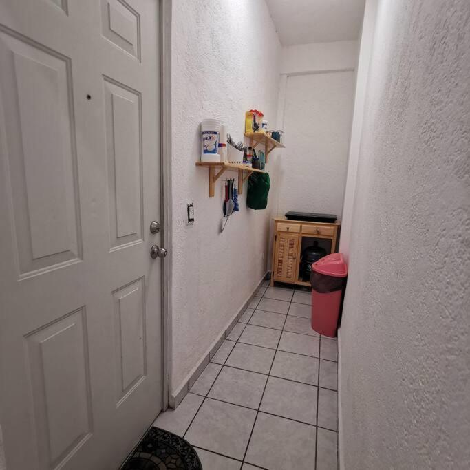 Lovely Studio Apartment With Balcony Ac & Wi-Fi, Minutes From Downtown! Zihuatanejo Buitenkant foto