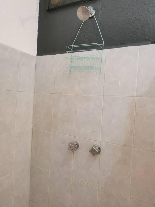 Lovely Studio Apartment With Balcony Ac & Wi-Fi, Minutes From Downtown! Zihuatanejo Buitenkant foto