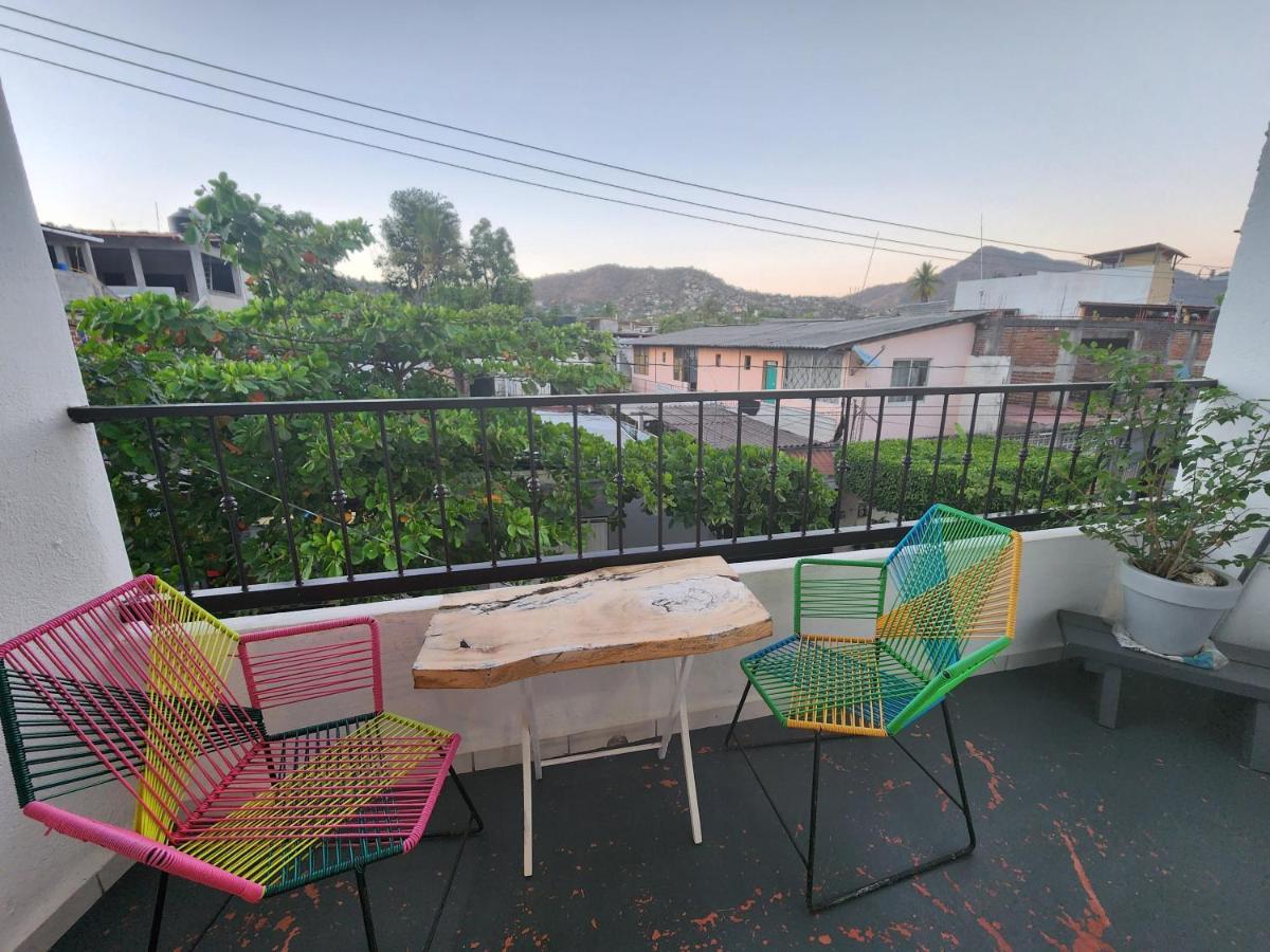 Lovely Studio Apartment With Balcony Ac & Wi-Fi, Minutes From Downtown! Zihuatanejo Buitenkant foto